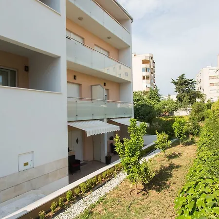 Baksi Apartment