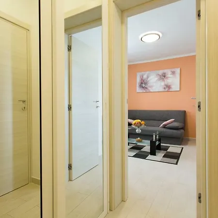 Apartment Baksi *